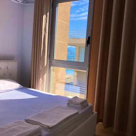 Apartament Vlore Apartment *