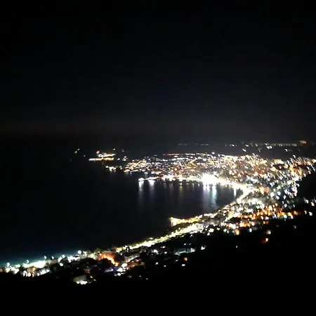 Apartament Vlore Apartment *